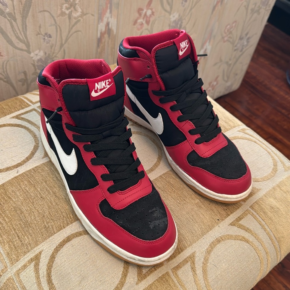 Nike Big Nike High 'Chicago Black Toe' - SKU 336608 611